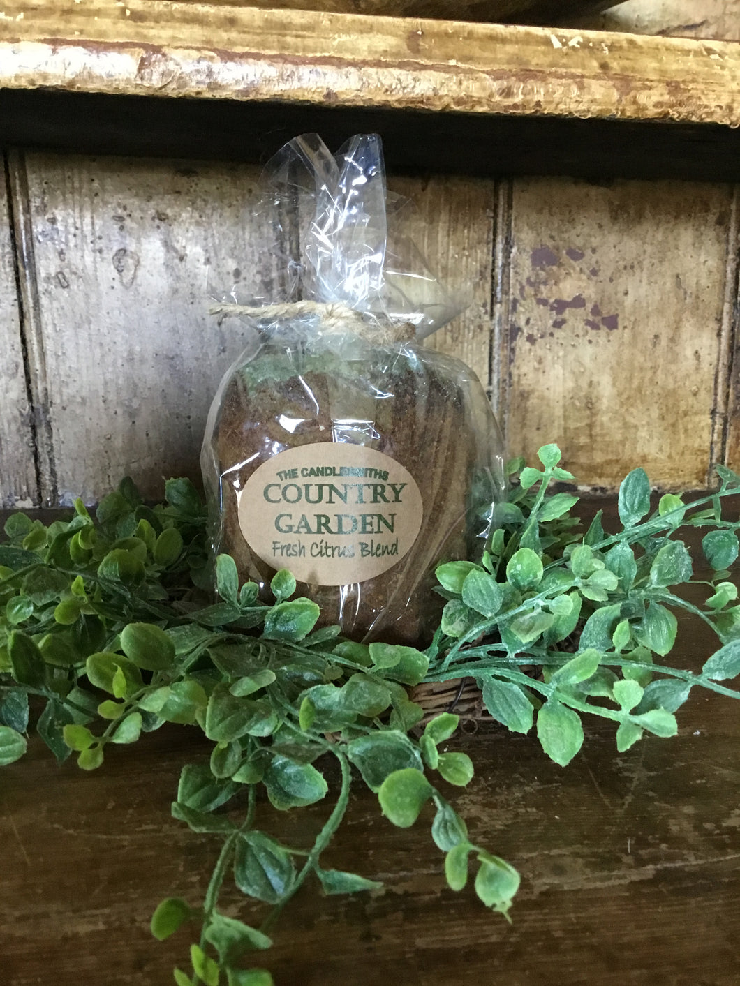 Country Garden Cake Candle